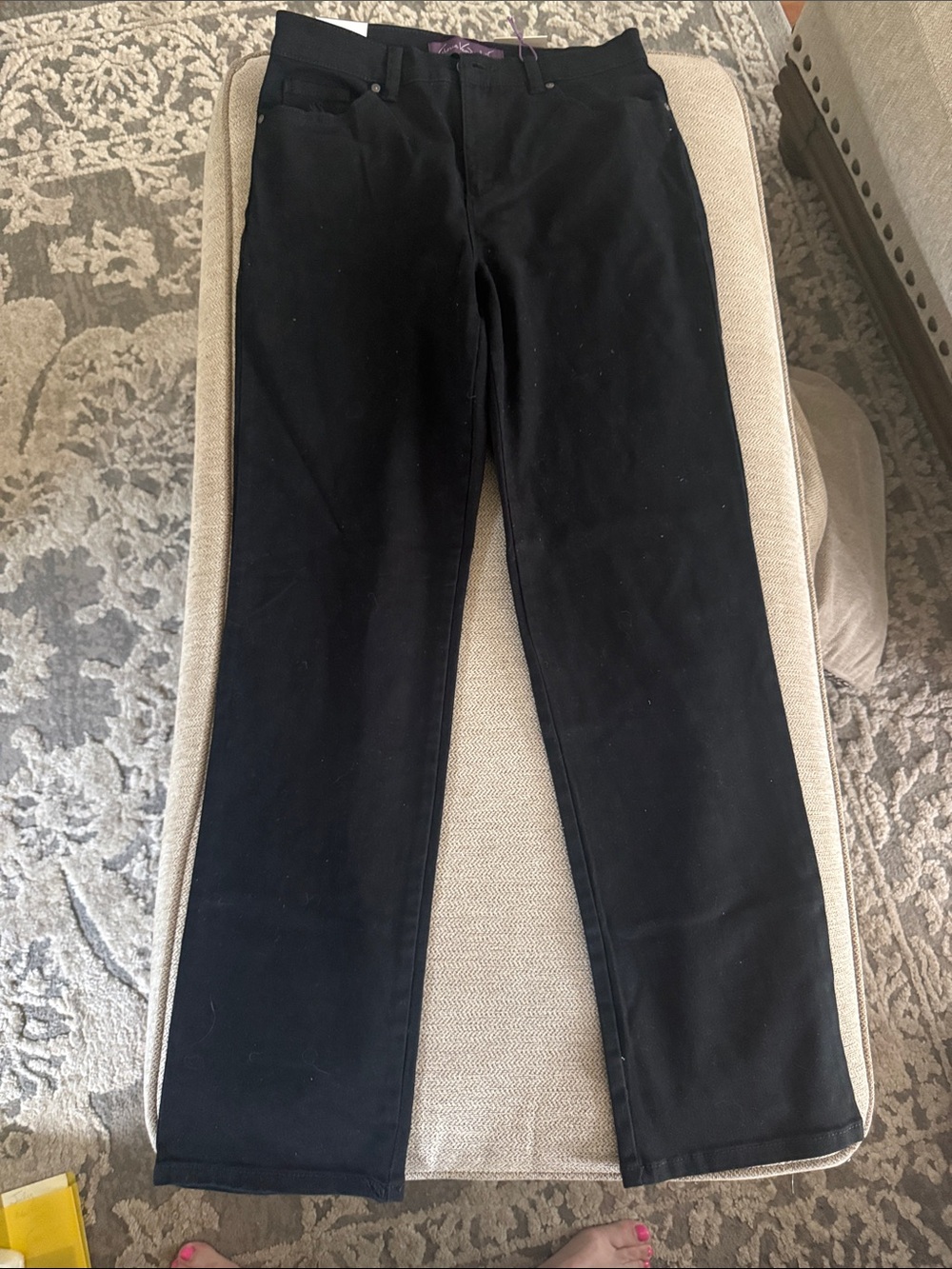 Gloria Vanderbilt Black Jeans